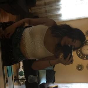 Meet your Posher, Melisa